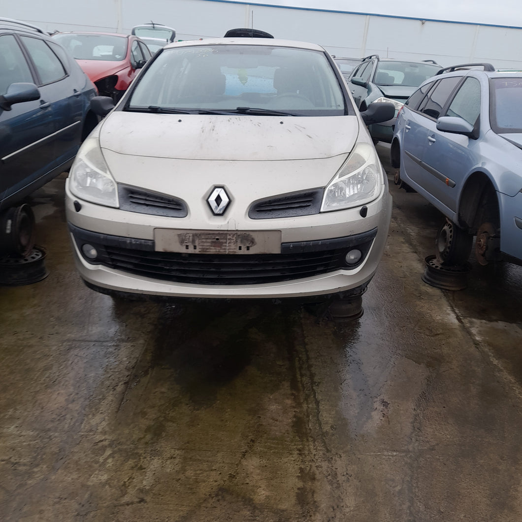 Clio 1,6 bensin, man