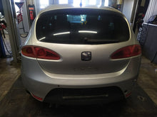 Load image into Gallery viewer, Leon