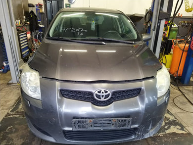 Auris 2,0 diesel, man