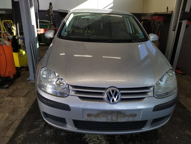 Golf V 1,6 bensin, man
