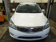 Load image into Gallery viewer, Ceed Kombi 1,6 CRDI diesel, man