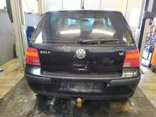 Load image into Gallery viewer, Golf IV 1,6 bensin, man