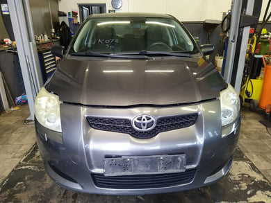 Auris 1,4 bensin, man