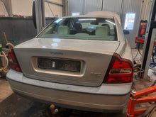 Load image into Gallery viewer, S80 2,4 bensin, man