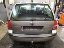 Load image into Gallery viewer, Golf IV Kombi 1,6 bensin, man