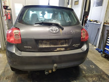 Load image into Gallery viewer, Auris 2,0 diesel, man