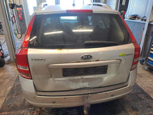 Load image into Gallery viewer, Ceed Kombi, 1,6 CRDI diesel, man